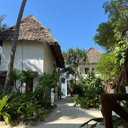 Helwas Zanzibar Beach Hotel 布韦朱 外观 照片