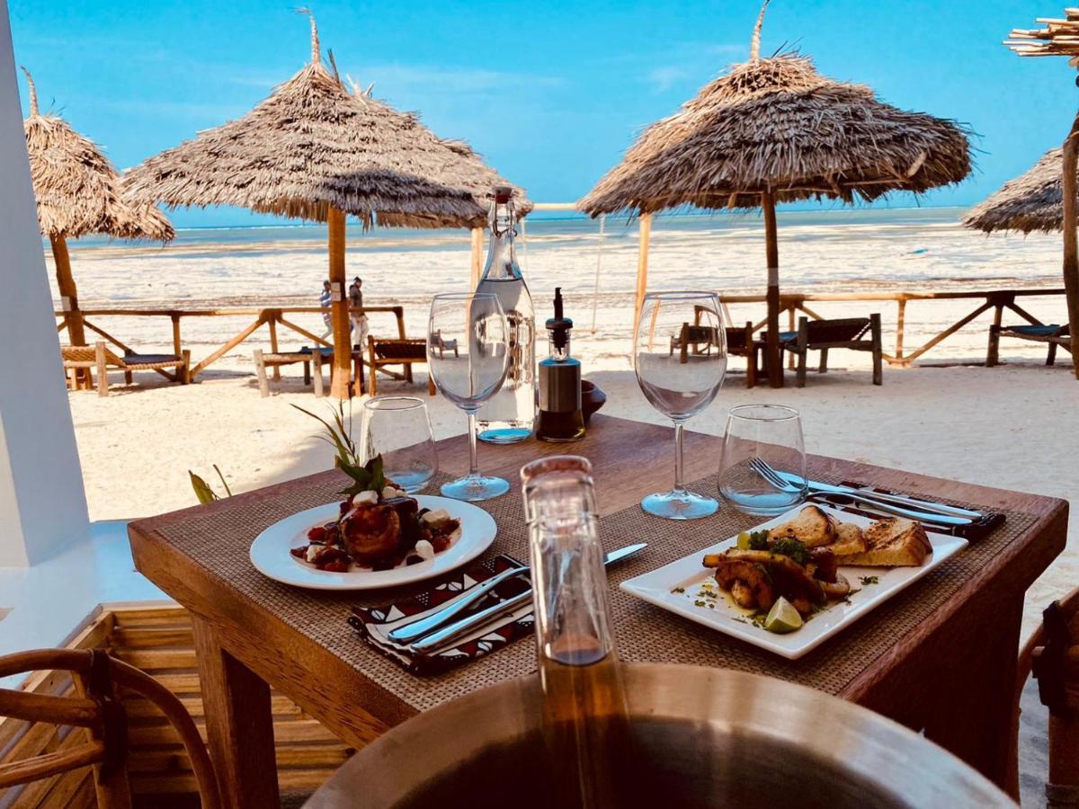 Helwas Zanzibar Beach Hotel 布韦朱 外观 照片