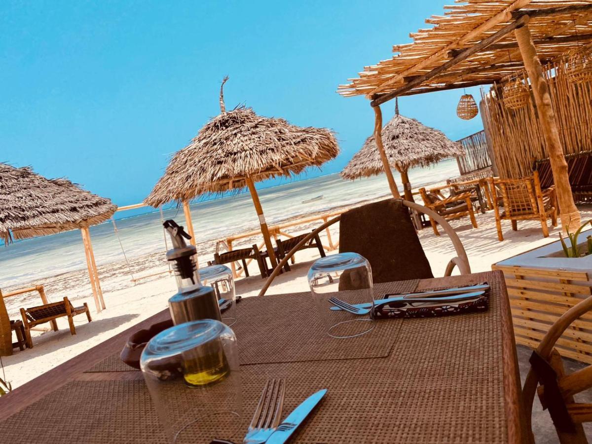 Helwas Zanzibar Beach Hotel 布韦朱 外观 照片