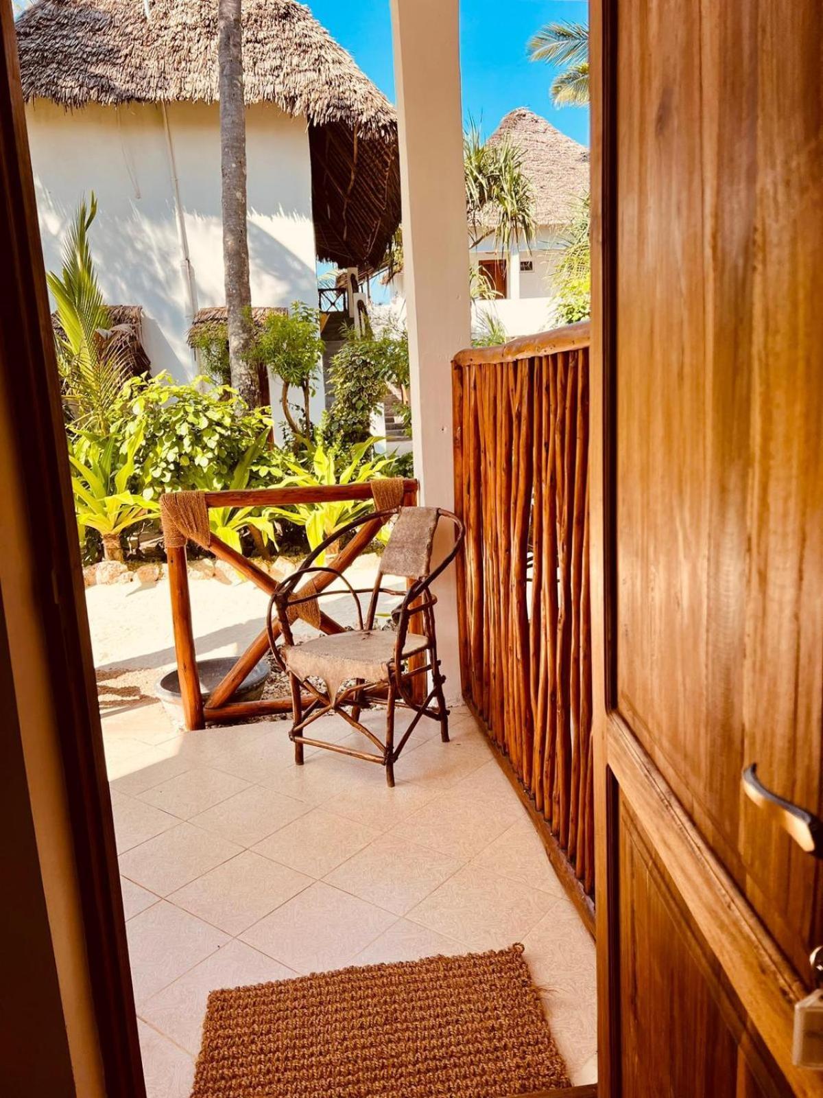 Helwas Zanzibar Beach Hotel 布韦朱 外观 照片
