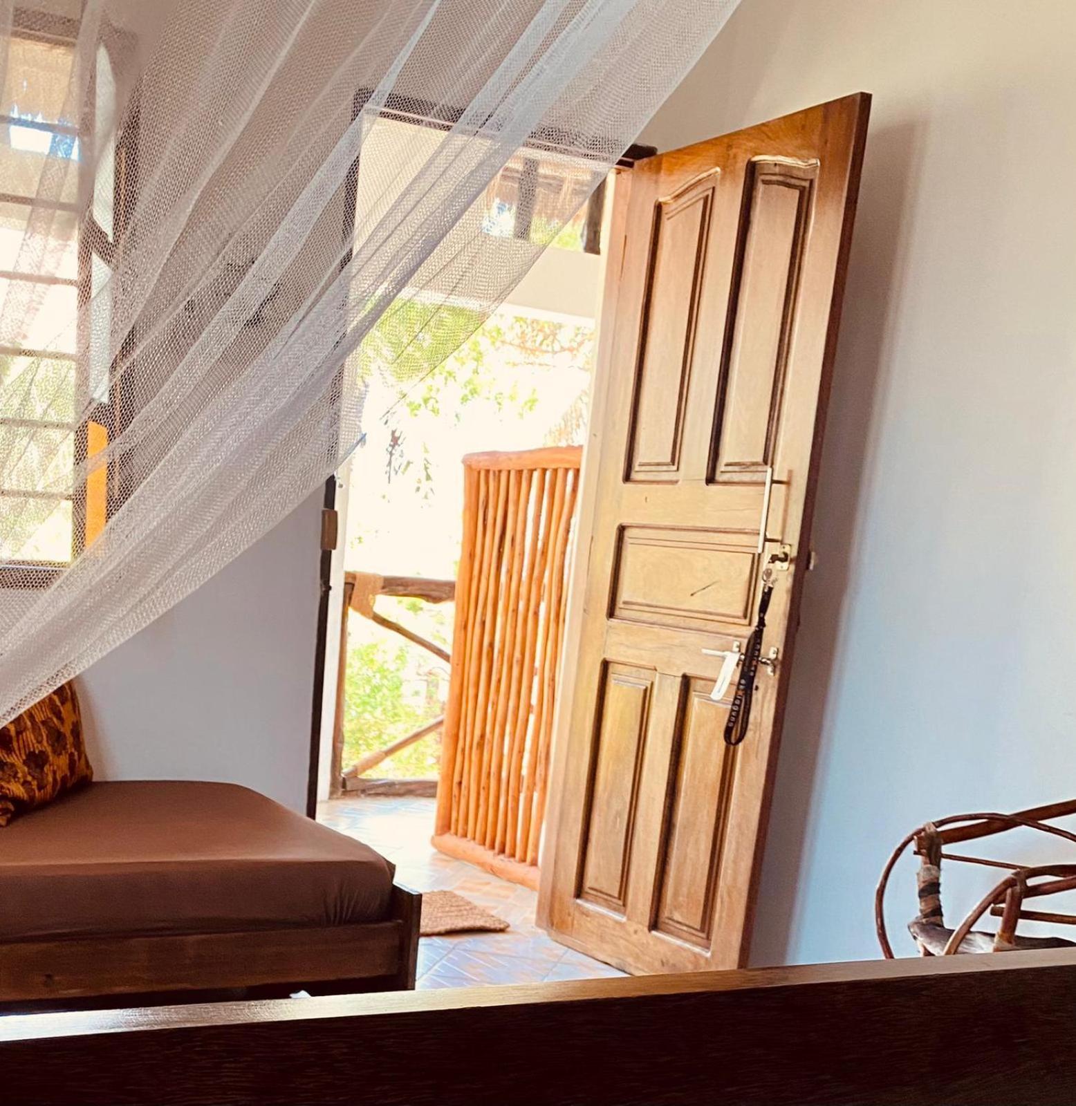 Helwas Zanzibar Beach Hotel 布韦朱 外观 照片