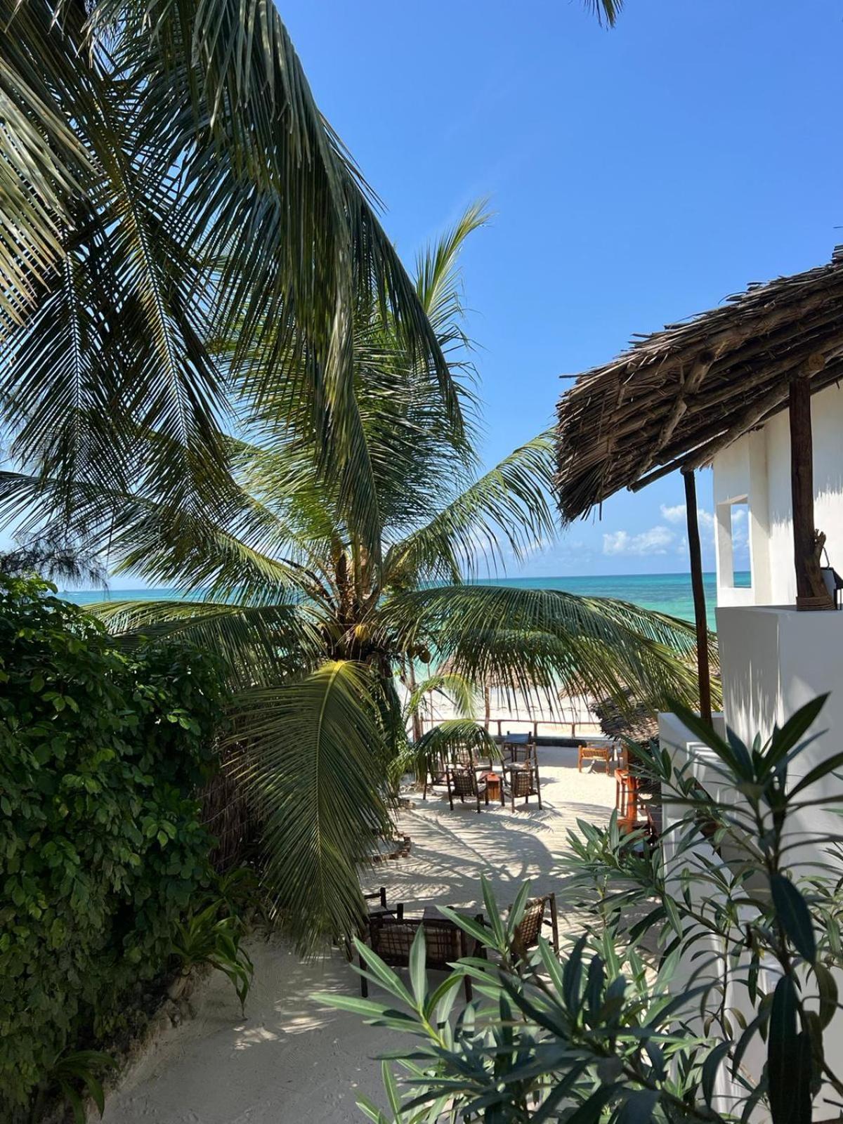 Helwas Zanzibar Beach Hotel 布韦朱 外观 照片