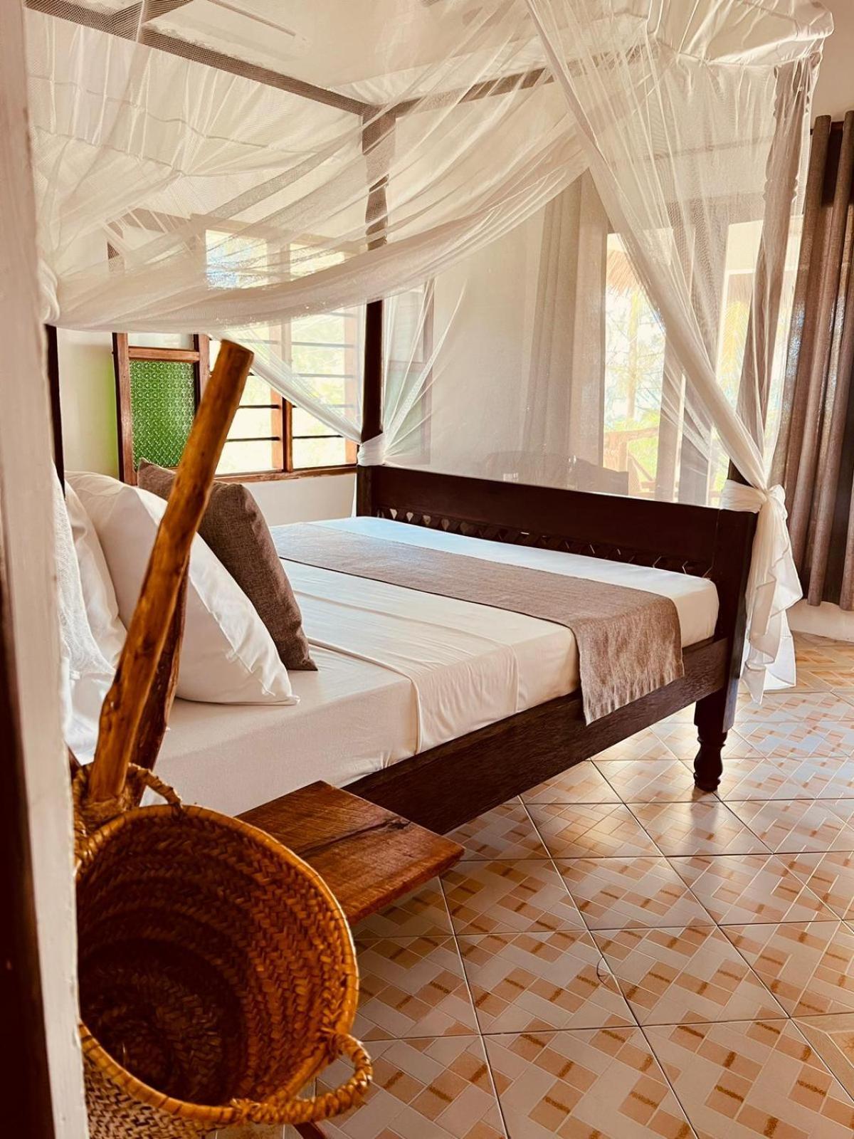 Helwas Zanzibar Beach Hotel 布韦朱 外观 照片
